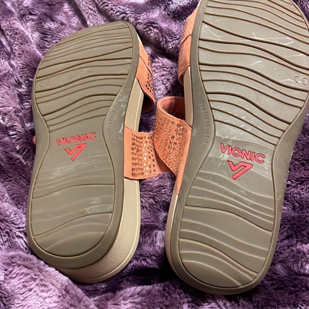 Vionic sandals!! - Picture 2 of 3